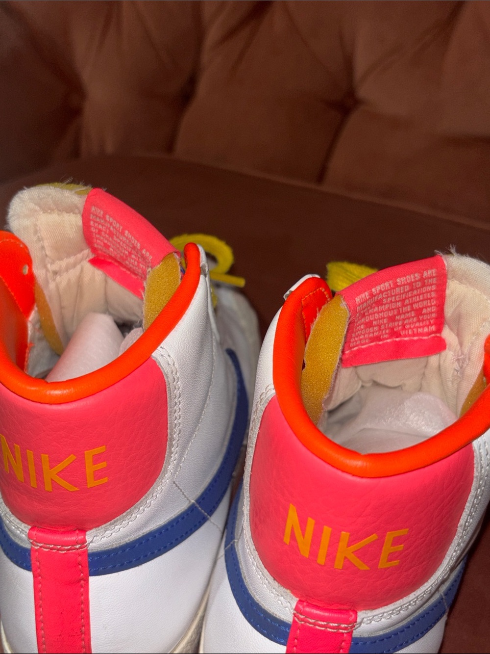 Nike Blazer mid ‘77 white chartreuse hyper pink high top sneakers neon accent 8 - Picture 12 of 15